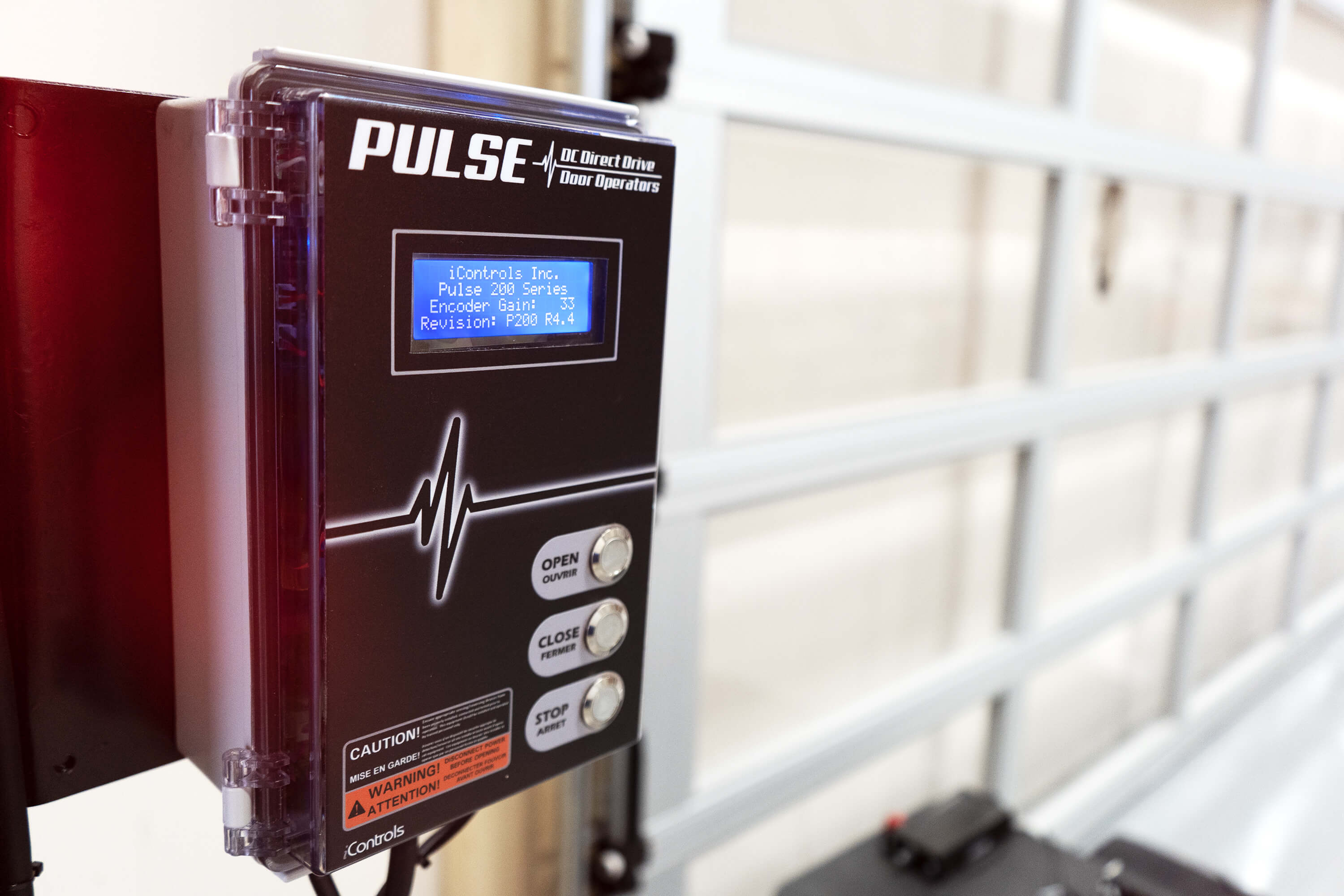 images/gallery-residential/02-pulse-200-series-control-panel.jpg